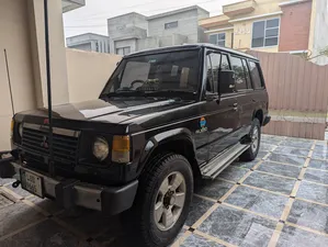 Mitsubishi Pajero 1987 for Sale