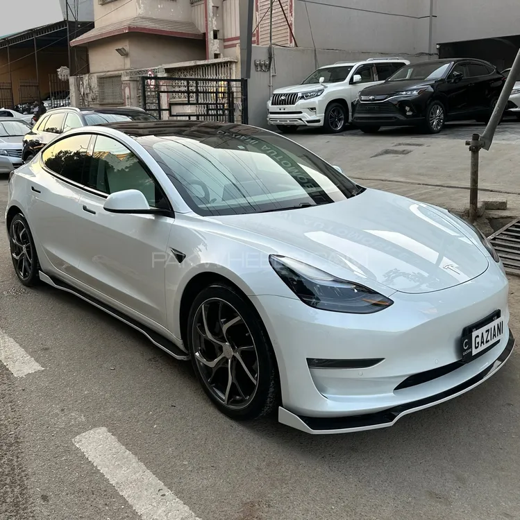 Tesla Model 3 2021 for Sale in Karachi Image-1