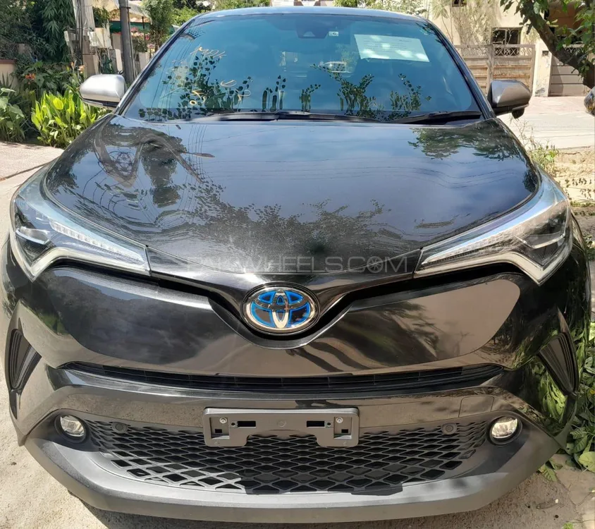 Toyota C-HR 2019 for Sale in Lahore Image-1