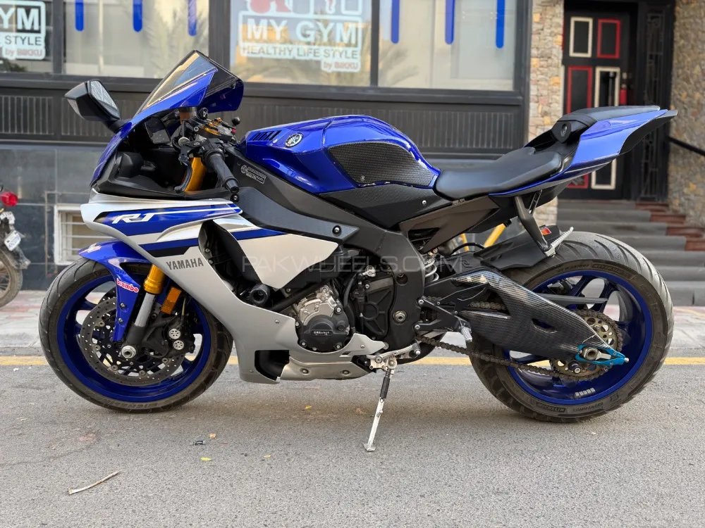 Yamaha YZF-R1 2016 for Sale Image-1