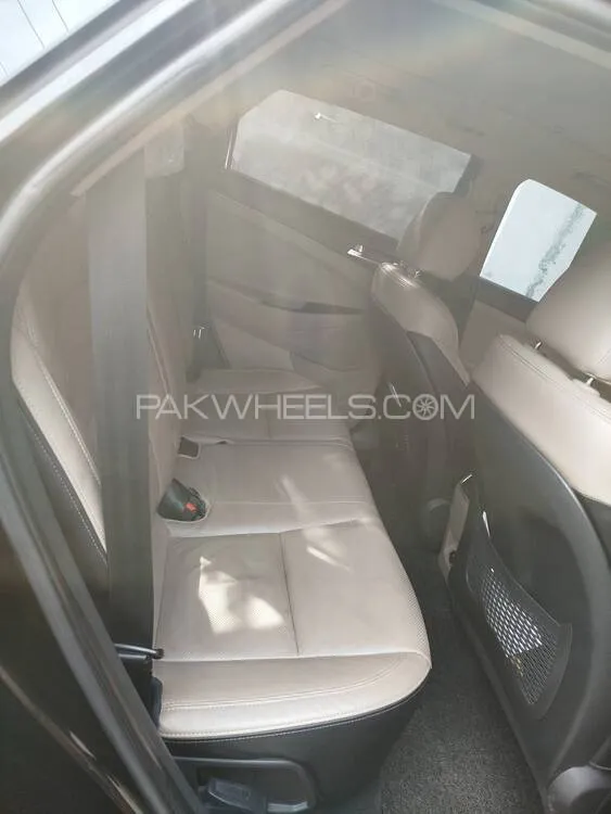 Hyundai Tucson 2023 for Sale in Lahore Hyundai Tucson 2023 for Sale in Lahore Image-11