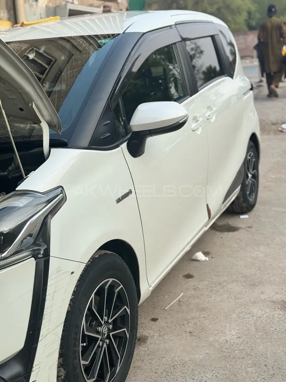 Toyota Sienta 2016 for Sale in Sheikhupura Image-1