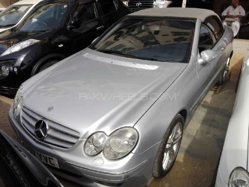 Mercedes Benz CLK Class 2007 for Sale in Karachi Image-1