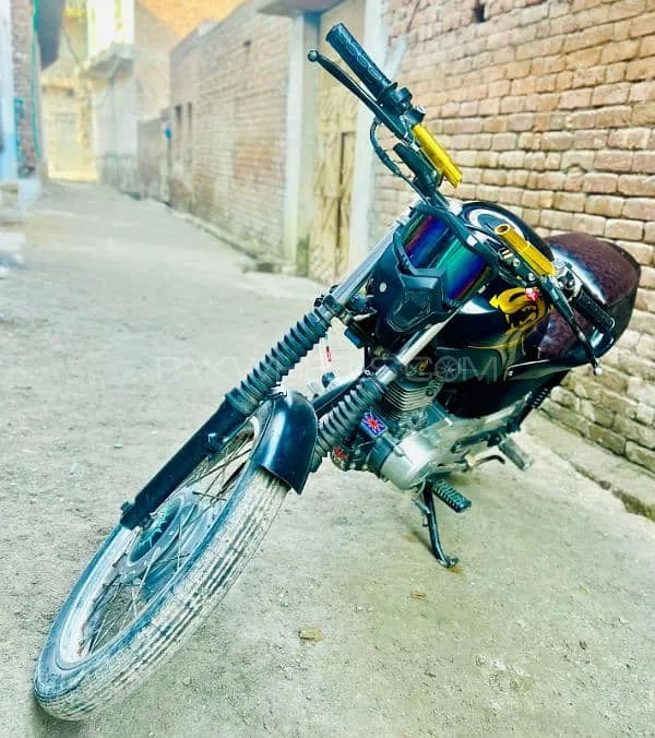 ہونڈا CG 125 2015 for Sale ہونڈا CG 125 2015 for Sale Image-4