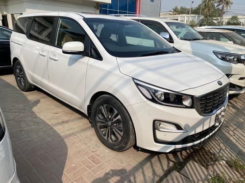 Used KIA Grand Carnival EX 2020