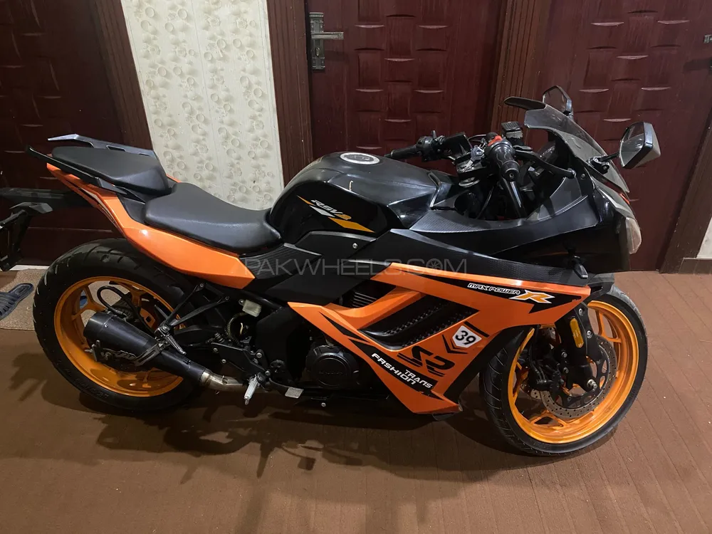 Aprilia RSV4 Factory 2018 for Sale Image-1
