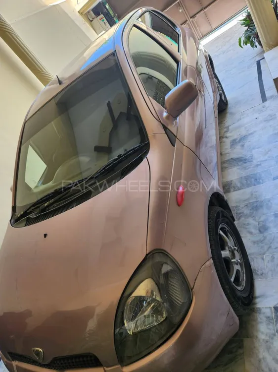 Toyota Vitz 1999 for Sale in Karachi Image-1