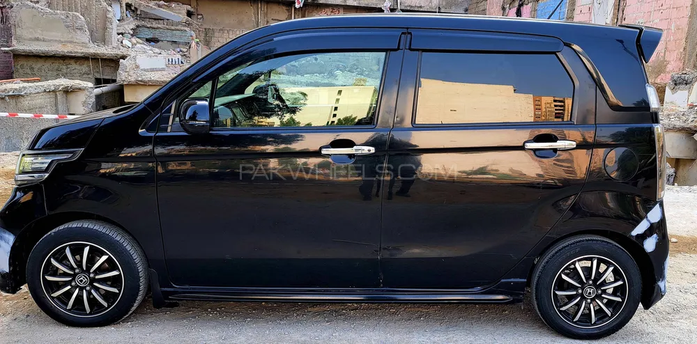 Honda N Wgn 2018 for Sale in Karachi Image-1