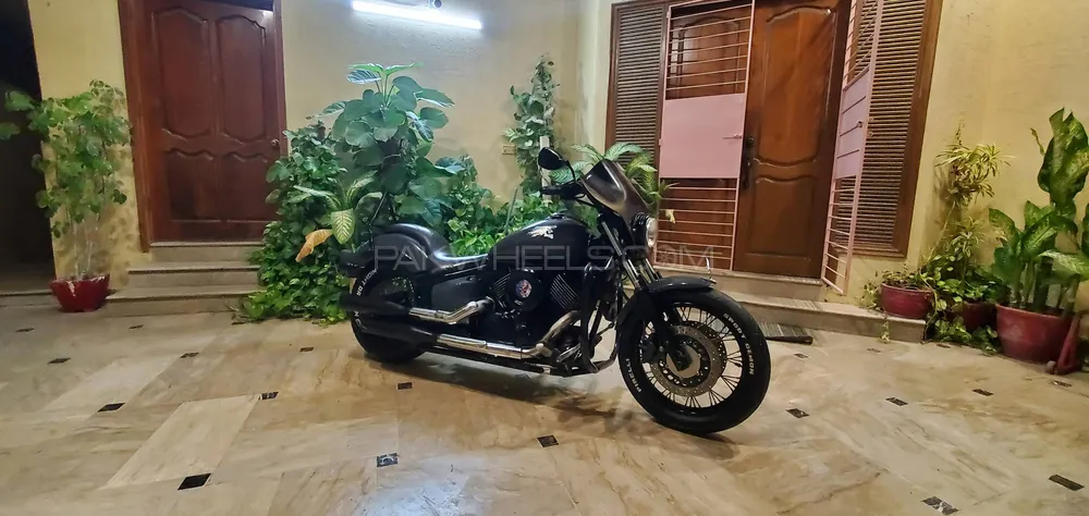 Yamaha  V Star Custom 2012 for Sale Image-1