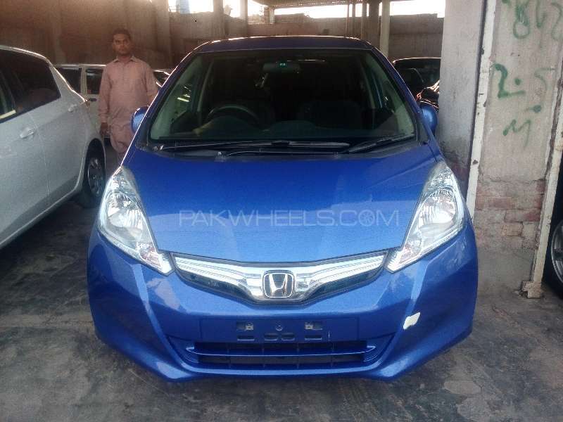 Honda Fit 2012 for Sale in Multan Image-1
