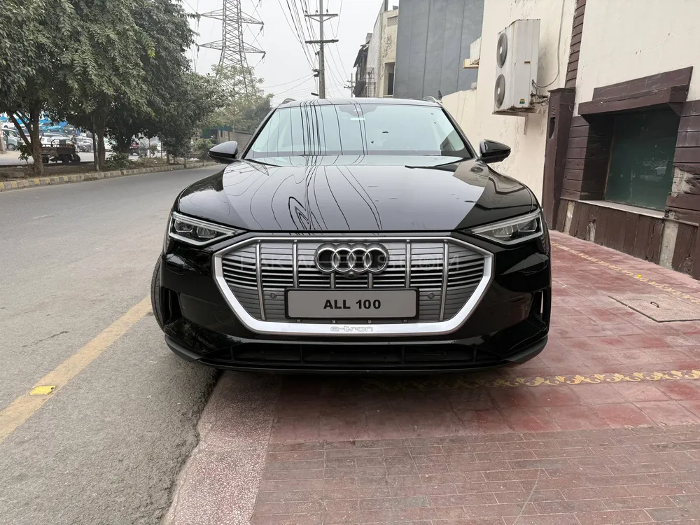 آوڈی ای-ٹران 2022 for Sale in لاہور Image-1