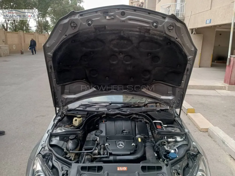 Mercedes Benz C Class 2012 for Sale in Karachi Mercedes Benz C Class 2012 for Sale in Karachi Image-9