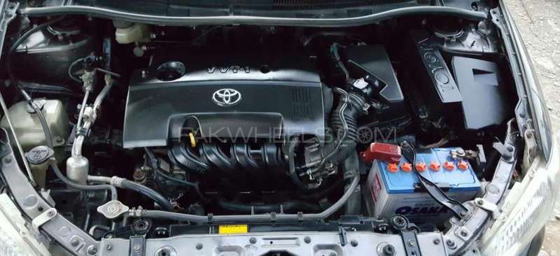 Toyota Corolla Axio 2012 for Sale in Peshawar Image-1