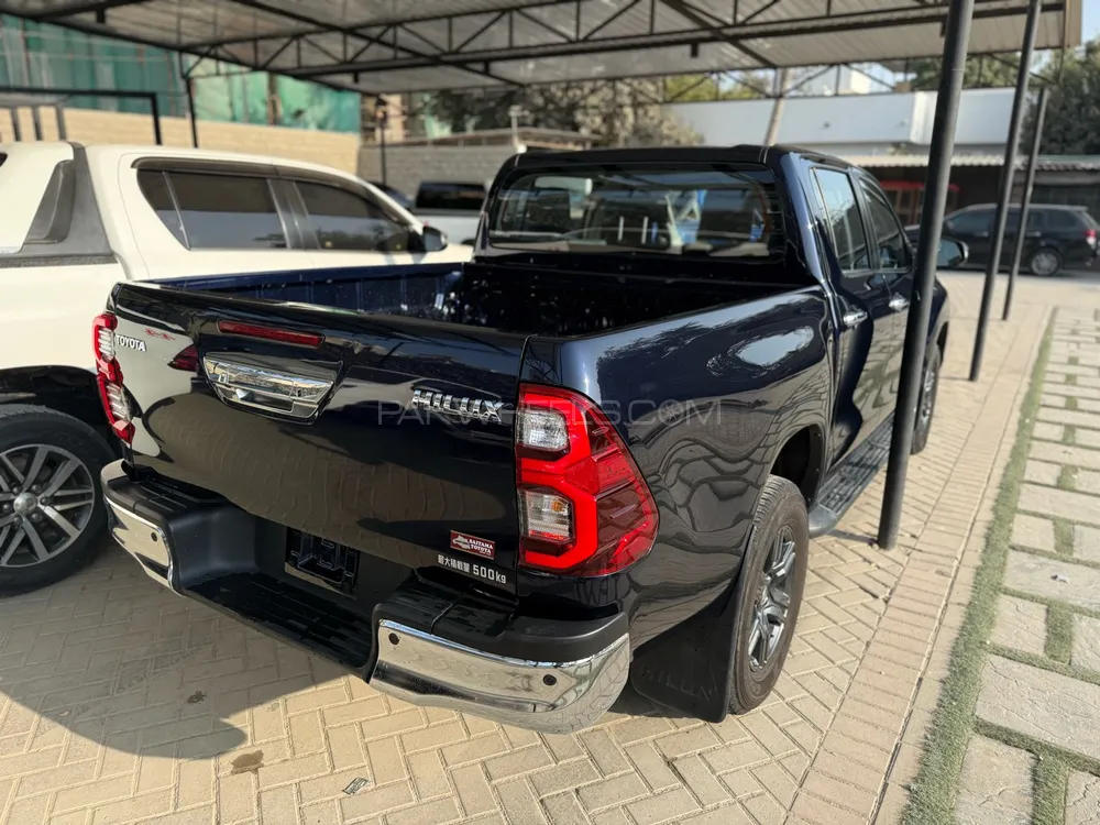 Toyota Hilux 2021 for Sale in Karachi Toyota Hilux 2021 for Sale in Karachi Image-4