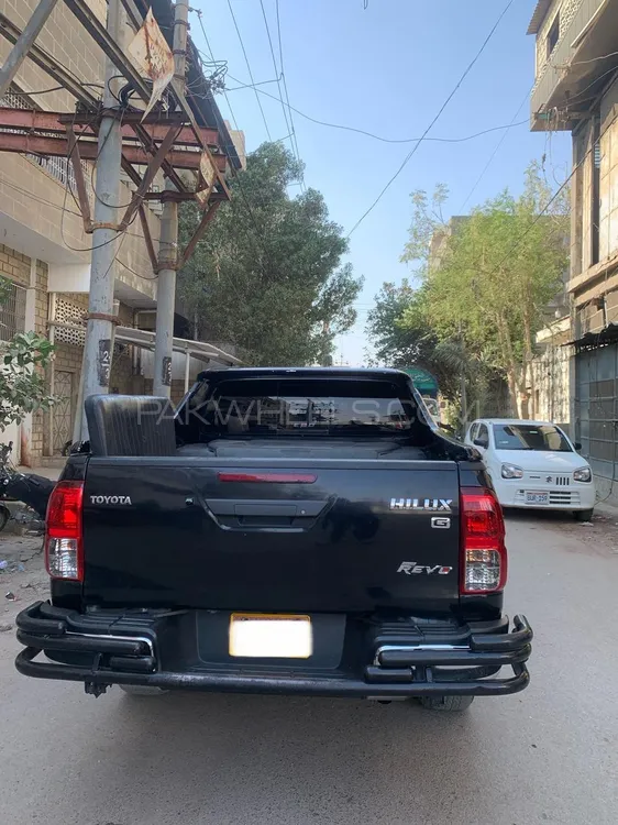 ٹویوٹا ہائیلکس 2022 for Sale in کراچی ٹویوٹا ہائیلکس 2022 for Sale in کراچی Image-4