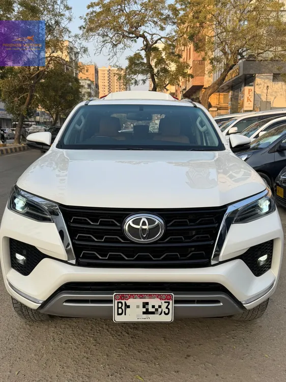 Toyota Fortuner 2021 for Sale in Karachi Image-1