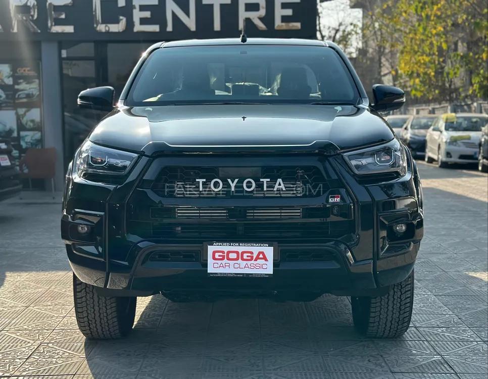 Toyota Hilux 2025 for Sale in Islamabad Image-1