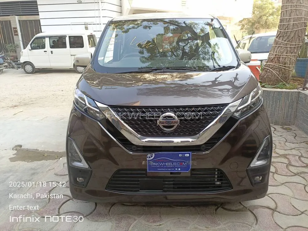 نسان ڈیز 2021 for Sale in کراچی Image-1