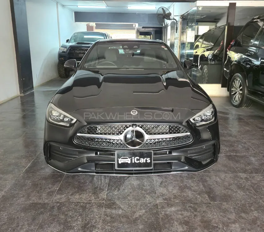 Mercedes Benz C Class 2021 for Sale in Karachi Image-1