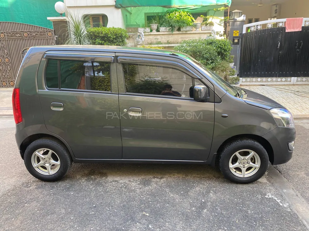 Suzuki Wagon R 2024 for Sale in Sialkot Image-1