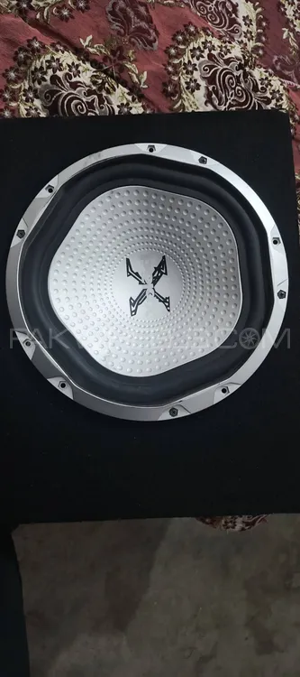 Amplifier woofer with woden box Image-1
