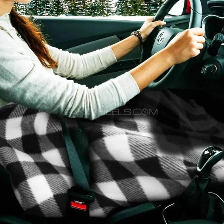 Electric Heated Car Blanket 12v Black White Image-1