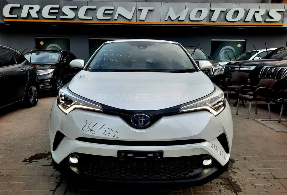Toyota C-HR 2019 for Sale in Karachi Image-1