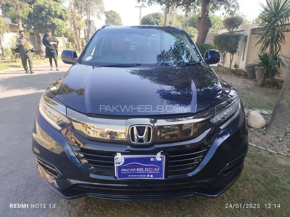 Honda Vezel 2019 for Sale in Lahore Image-1
