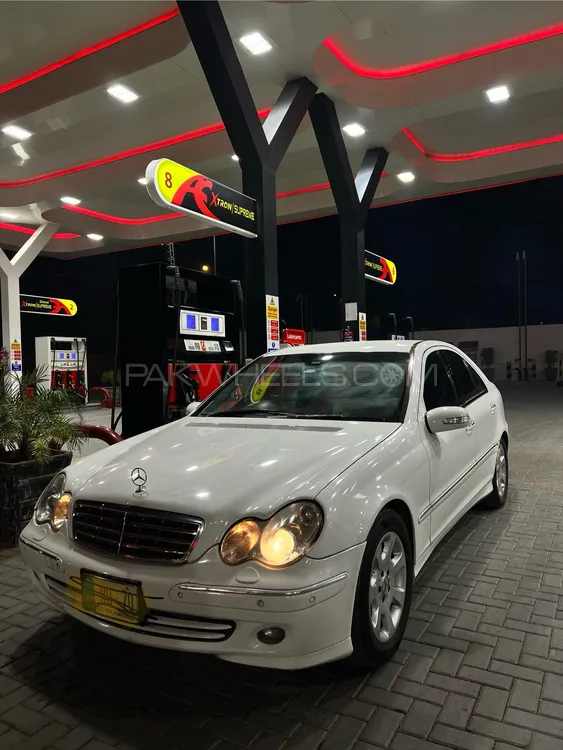 Mercedes Benz C Class 2006 for Sale in Rawalpindi Image-1