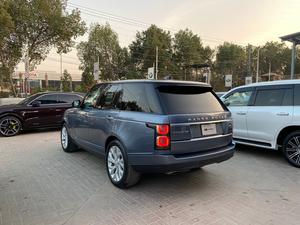 Make: Range Rover 
Vogue SE p400e
Model: 2018
Mileage: 18,000 miles
Reg year: 2021 (Islamabad)

*Soft closing doors
*Cool box
*Electronic air suspension 
*21 alloy rims
*Heated steering wheel 
*Heated/cooled seats
*Blind spot monitoring
*Apple car play 
*Ambient lighting 
*360 degree camera 
*Sliding panoramic sunroof

Calling and Visiting Hours

Monday to Saturday

11:00 AM to 7:00 PM