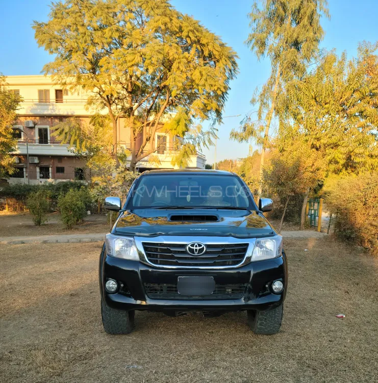 Toyota Hilux 2005 for Sale in D.G.Khan Image-1