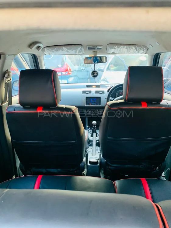 Suzuki Swift 2011 for Sale in Sialkot Image-1