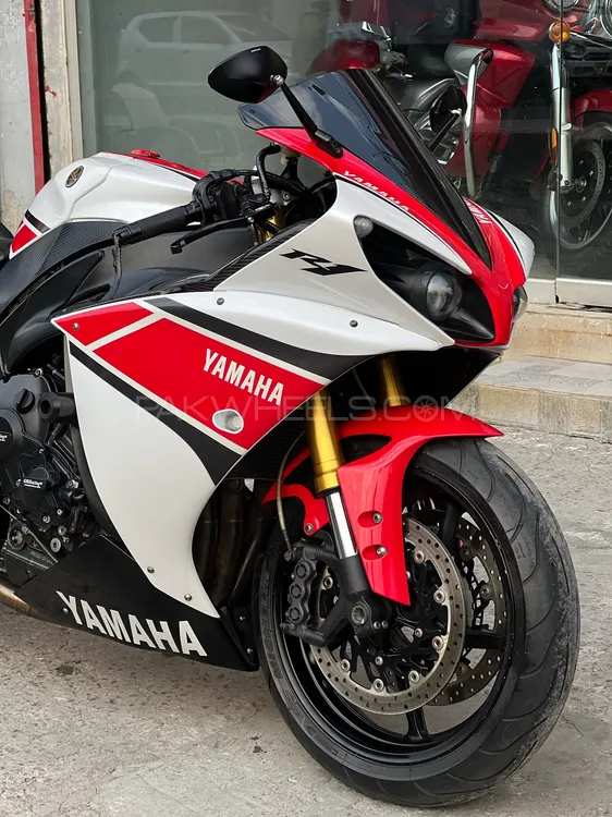 Yamaha YZF-R1 2012 for Sale Image-1