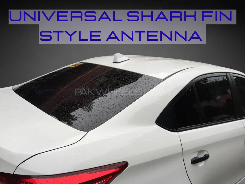 Universal Shark Fin Antenna [WHITE] Image-1