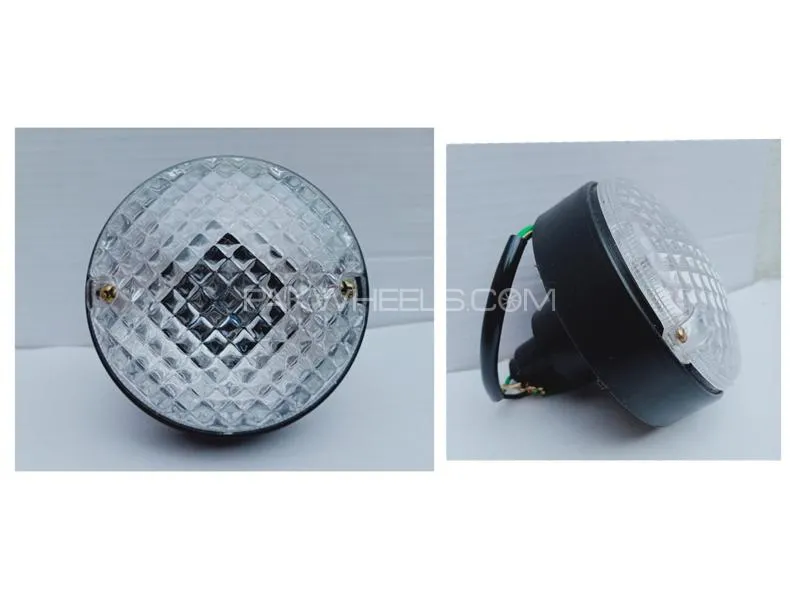Land Rover Defender Rear Reverse Gear Light 1pc Image-1
