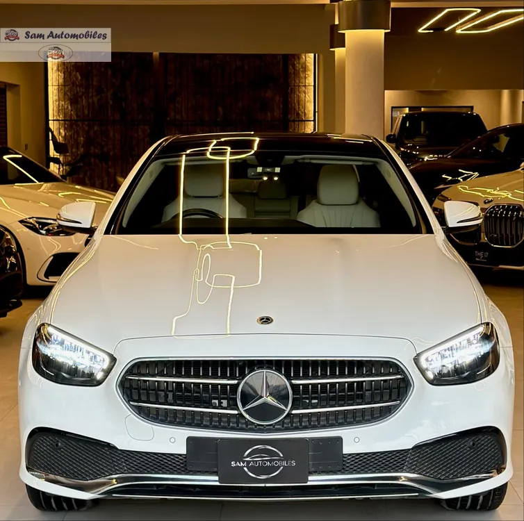 Mercedes Benz E Class 2022 for Sale in Karachi Image-1