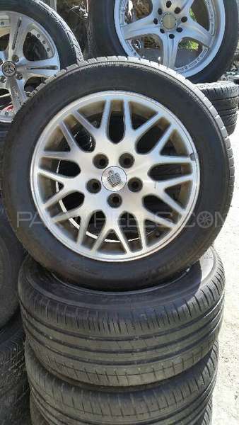 Toyota Crown Original Rims With Michelin Tyres For Sell Image-1