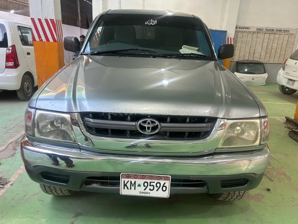 Toyota Hilux 2002 for Sale in Karachi Image-1