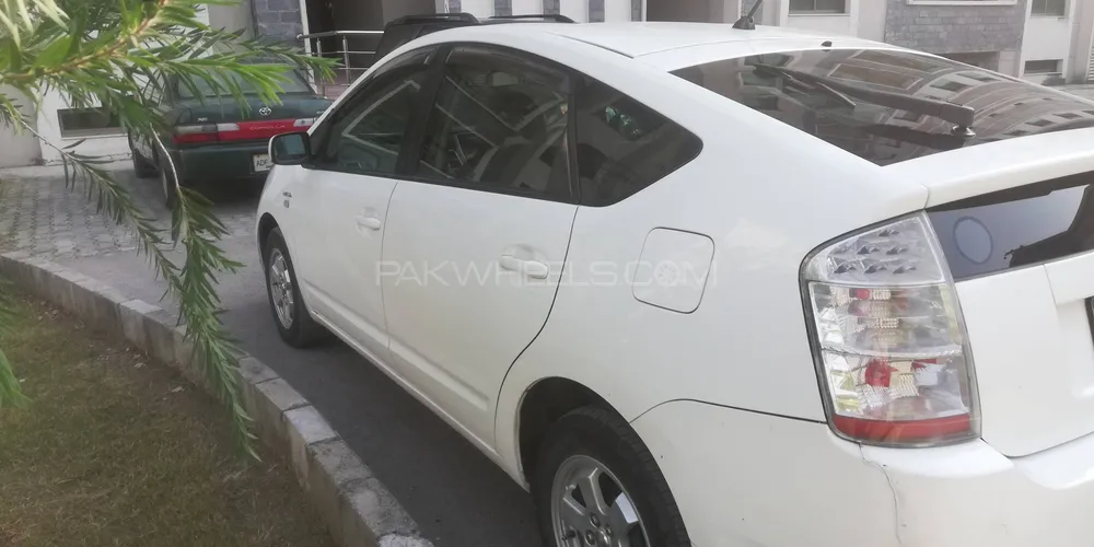 Toyota Prius 2011 for Sale in Rawalpindi Image-1