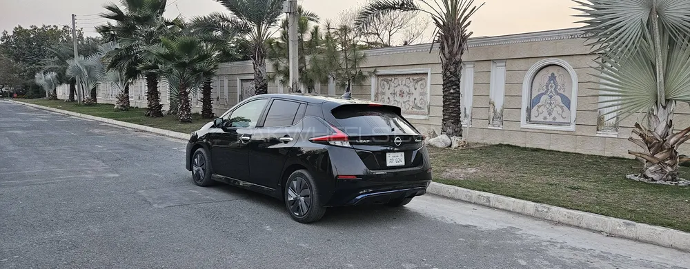 Nissan Leaf 2021 for Sale in Lahore Nissan Leaf 2021 for Sale in Lahore Image-10