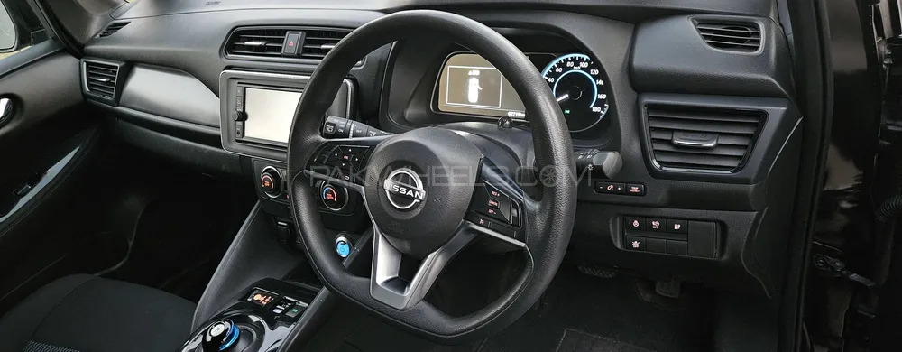 Nissan Leaf 2021 for Sale in Lahore Nissan Leaf 2021 for Sale in Lahore Image-17