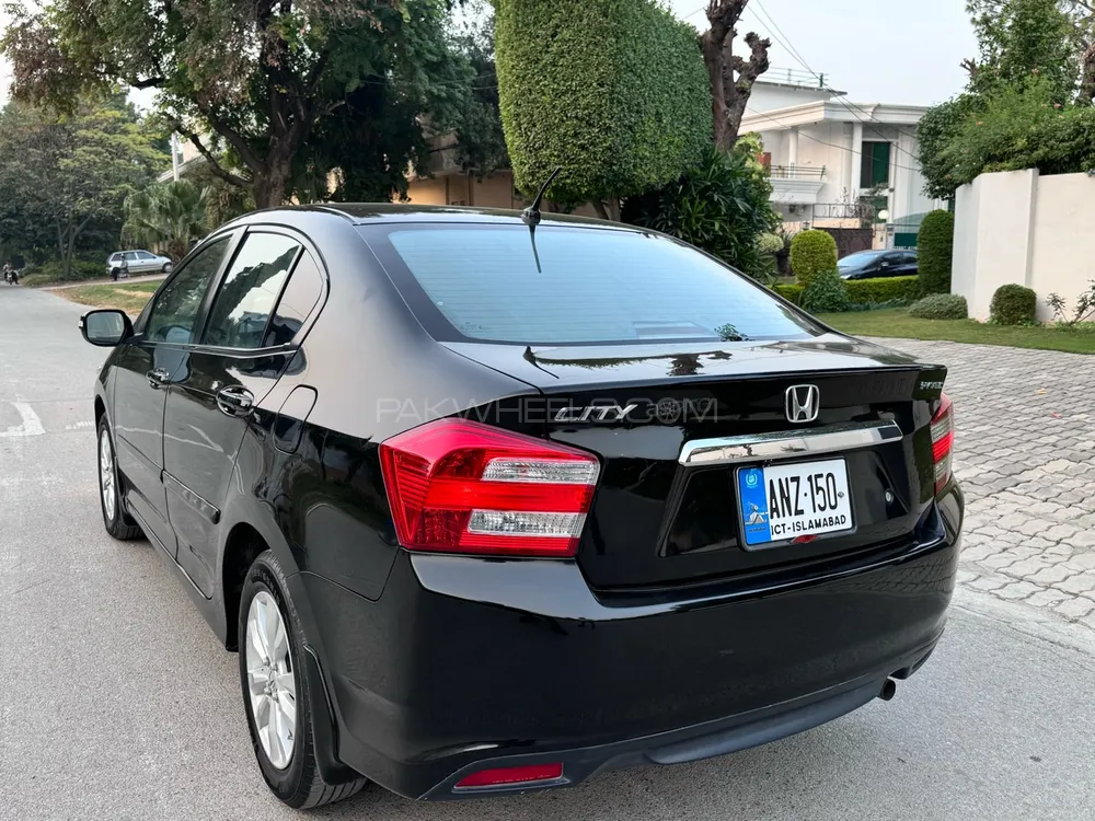 Honda City 2018 for Sale in Islamabad Image-1