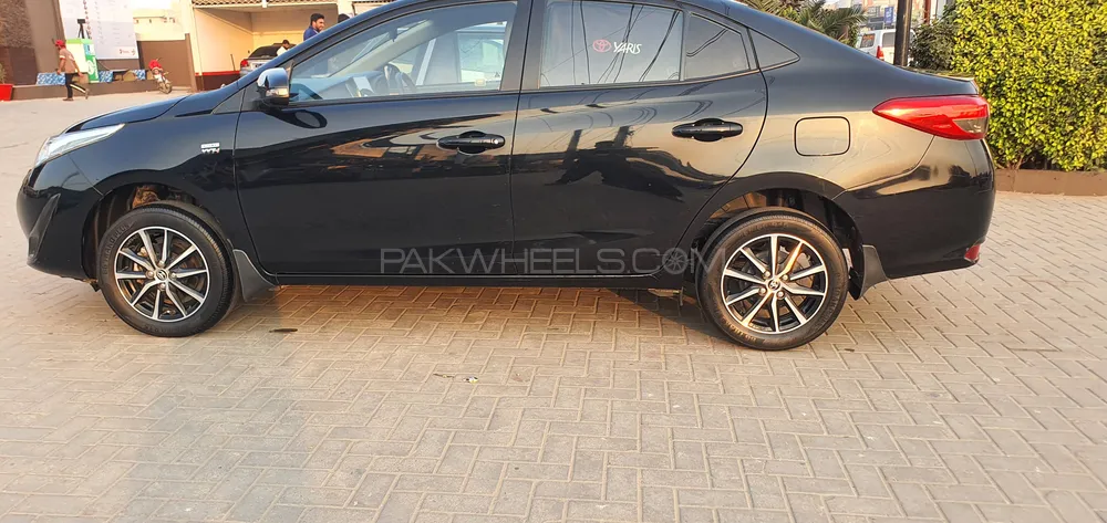 Toyota Yaris Sedan 2021 for Sale in Multan Image-1