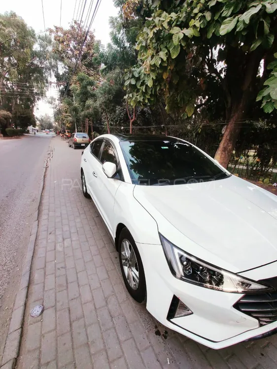 Hyundai Elantra 2021 for Sale in Lahore Image-1