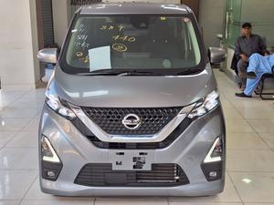 NISSAN DAYZ 
2021 MODEL
4.5 GRADE 
48K MILEAGE 
VERIFIABLE AUCTION REPORT AVAILABLE 
FOR MORE DETAILS PLEASE CONTACT