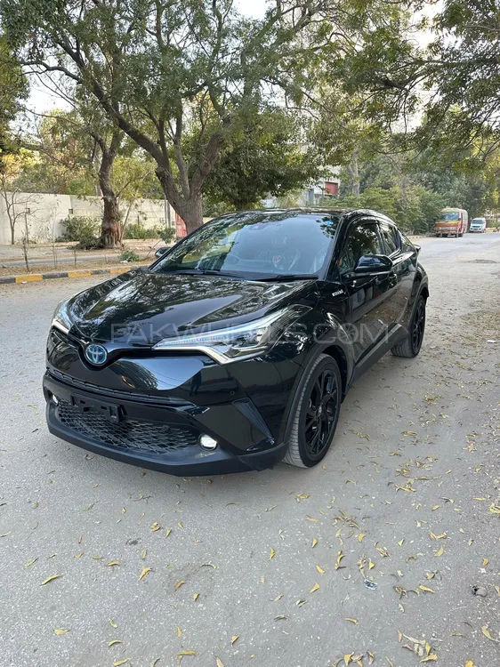 Toyota C-HR 2019 for Sale in Karachi Toyota C-HR 2019 for Sale in Karachi Image-5
