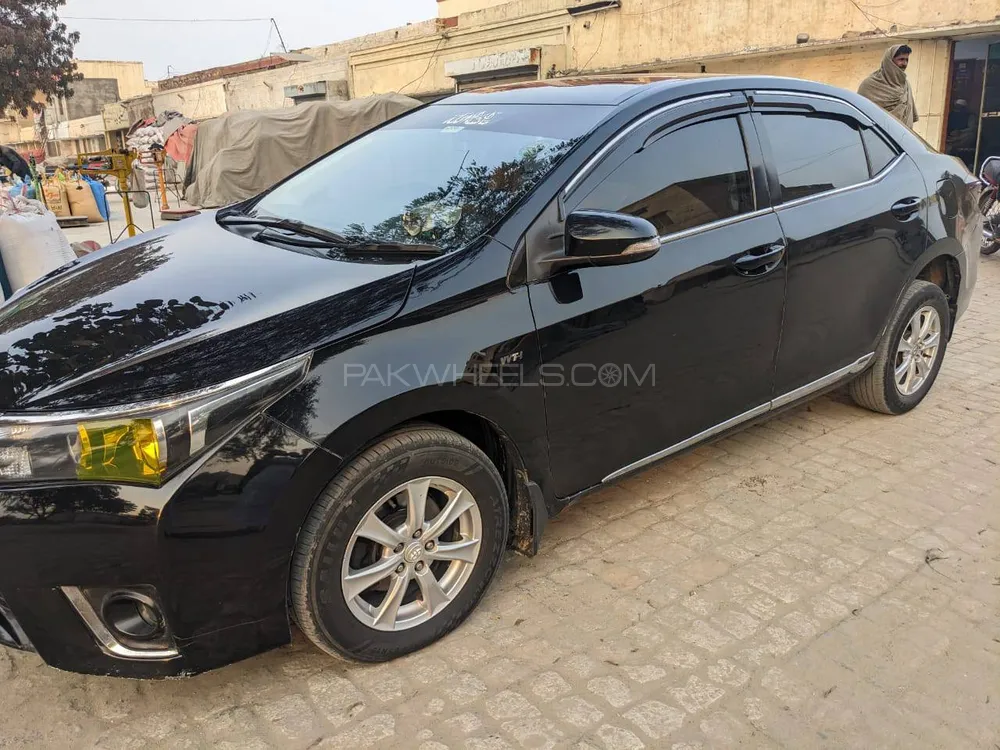 Toyota Corolla 2016 for Sale in Islamabad Image-1
