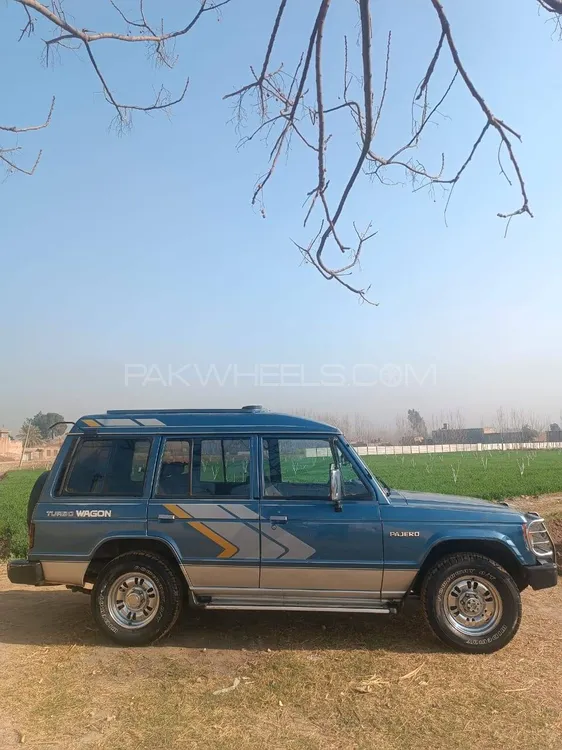 مٹسوبیشی پجیرو 1990 for Sale in چارسدہ Image-1