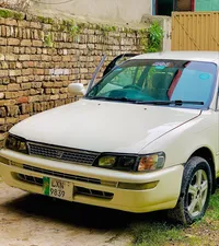 Toyota Corolla XE 2000 for Sale