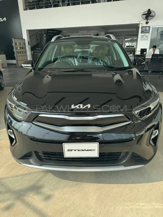 KIA Stonic 2025 for Sale in Karachi Image-1